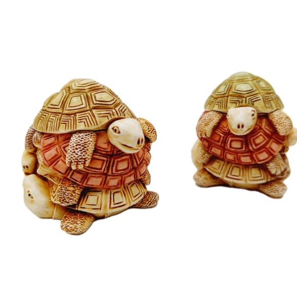 Harmony Kingdom “Shell Game” Playful Turtle Figurine Set Of 2 - Picture 1 of 8